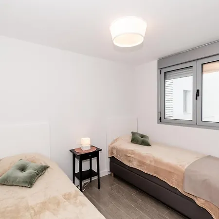 Apartment Duna Beach, Nerja - R9939 *